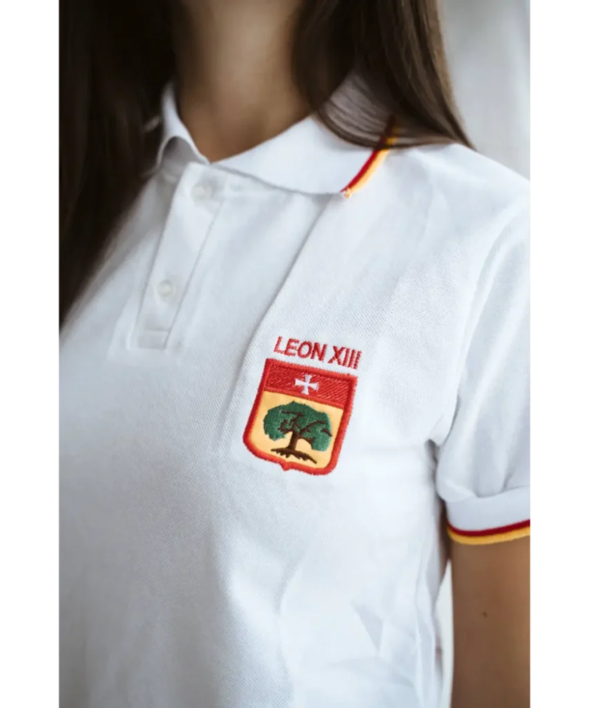CHOMBA DE PIQUE BLANCA