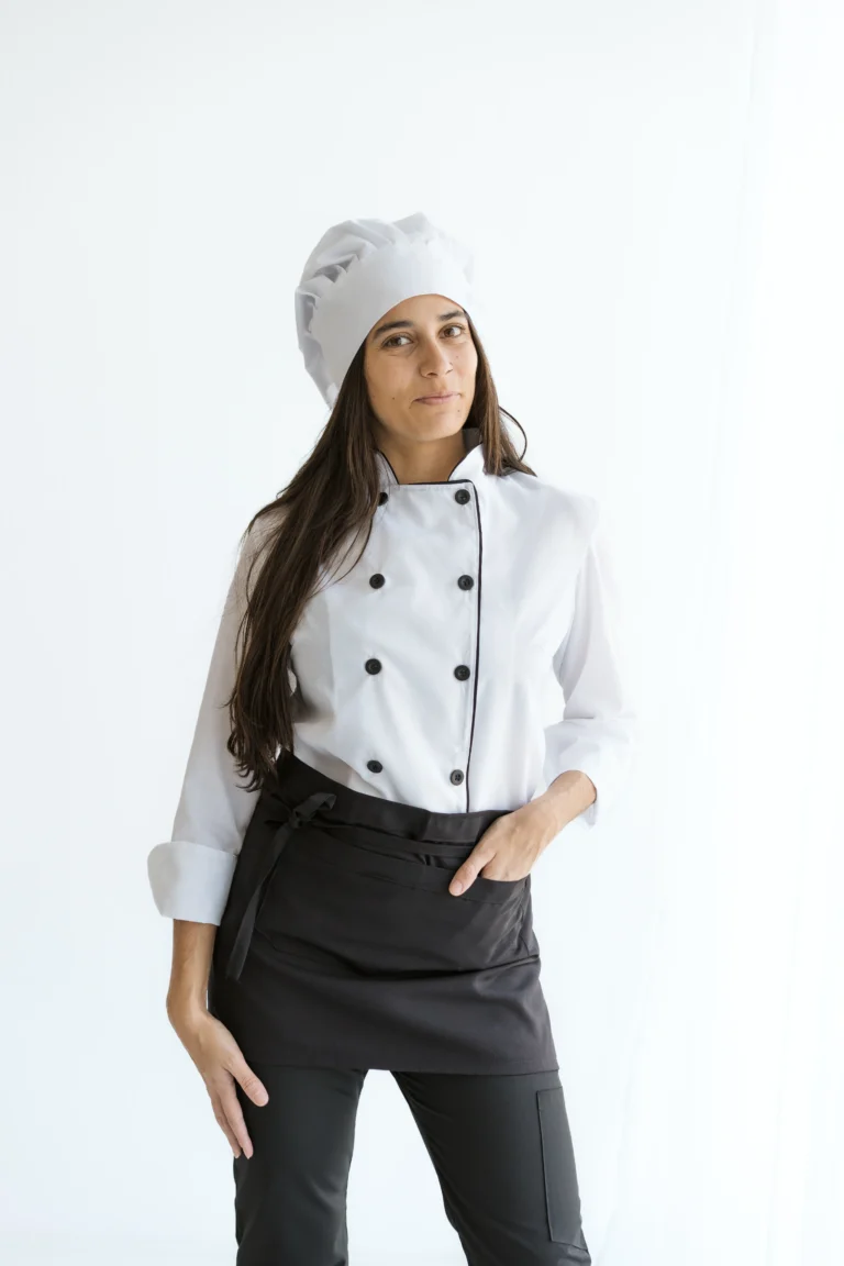 Saco de chef de dama con vivos y delantal de cintura